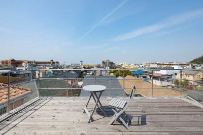 森戸海岸の家