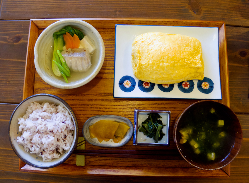 旬家ばんちゃん　朝ごはん